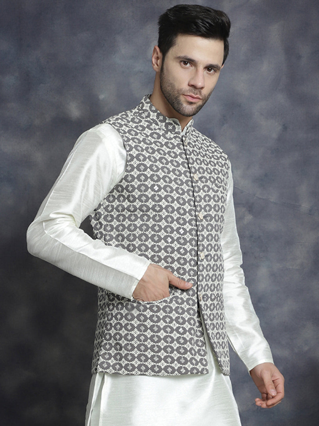 Jompers Men's embroidered and sequins Nehru Jacket - Grey
