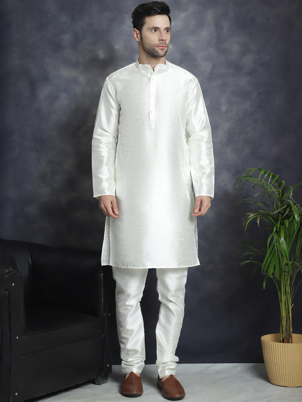 Jompers Men's embroidered and sequins Nehru Jacket - Grey