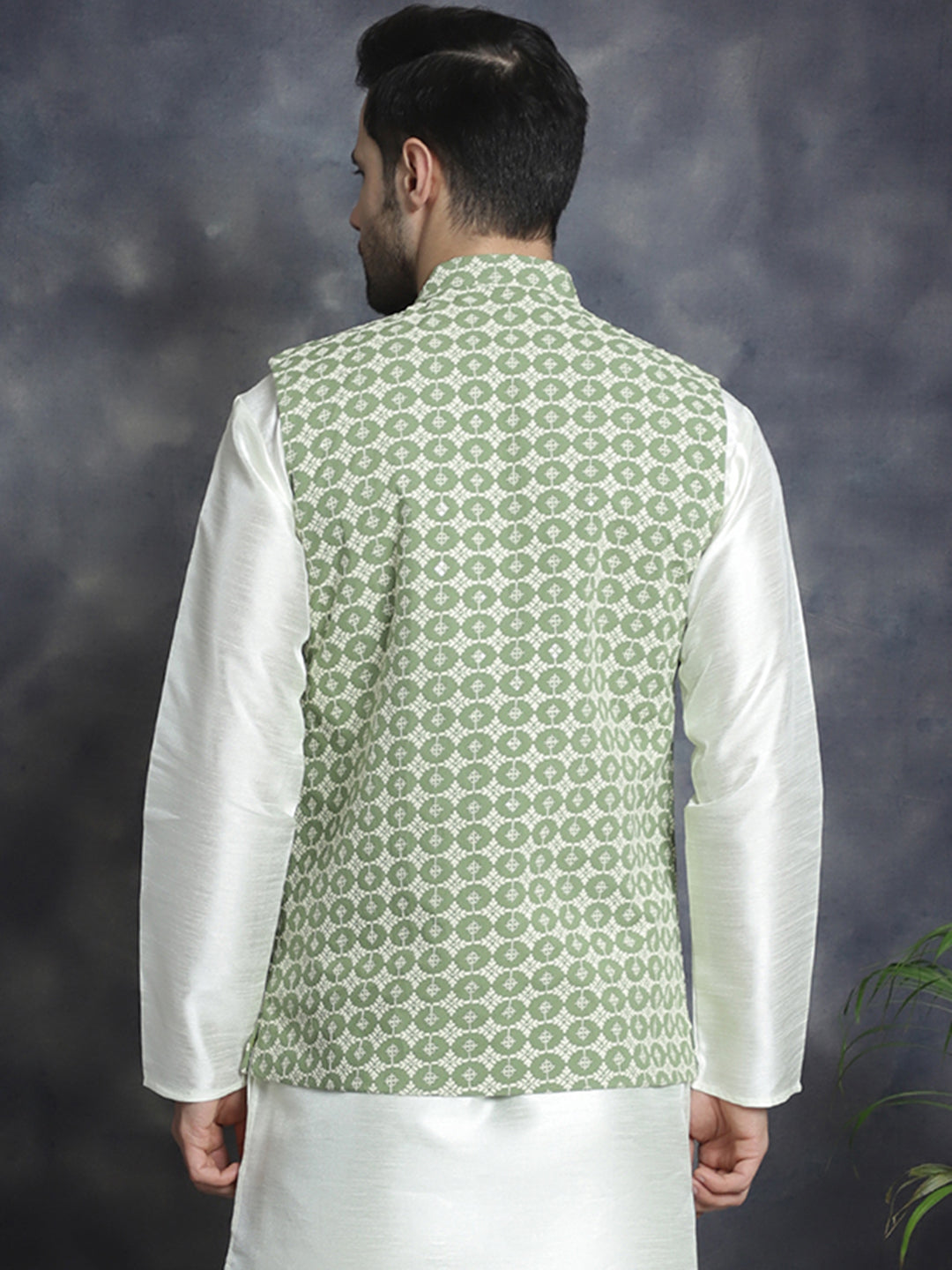 Jompers Men's embroidered and sequins Nehru Jacket - Mehndi
