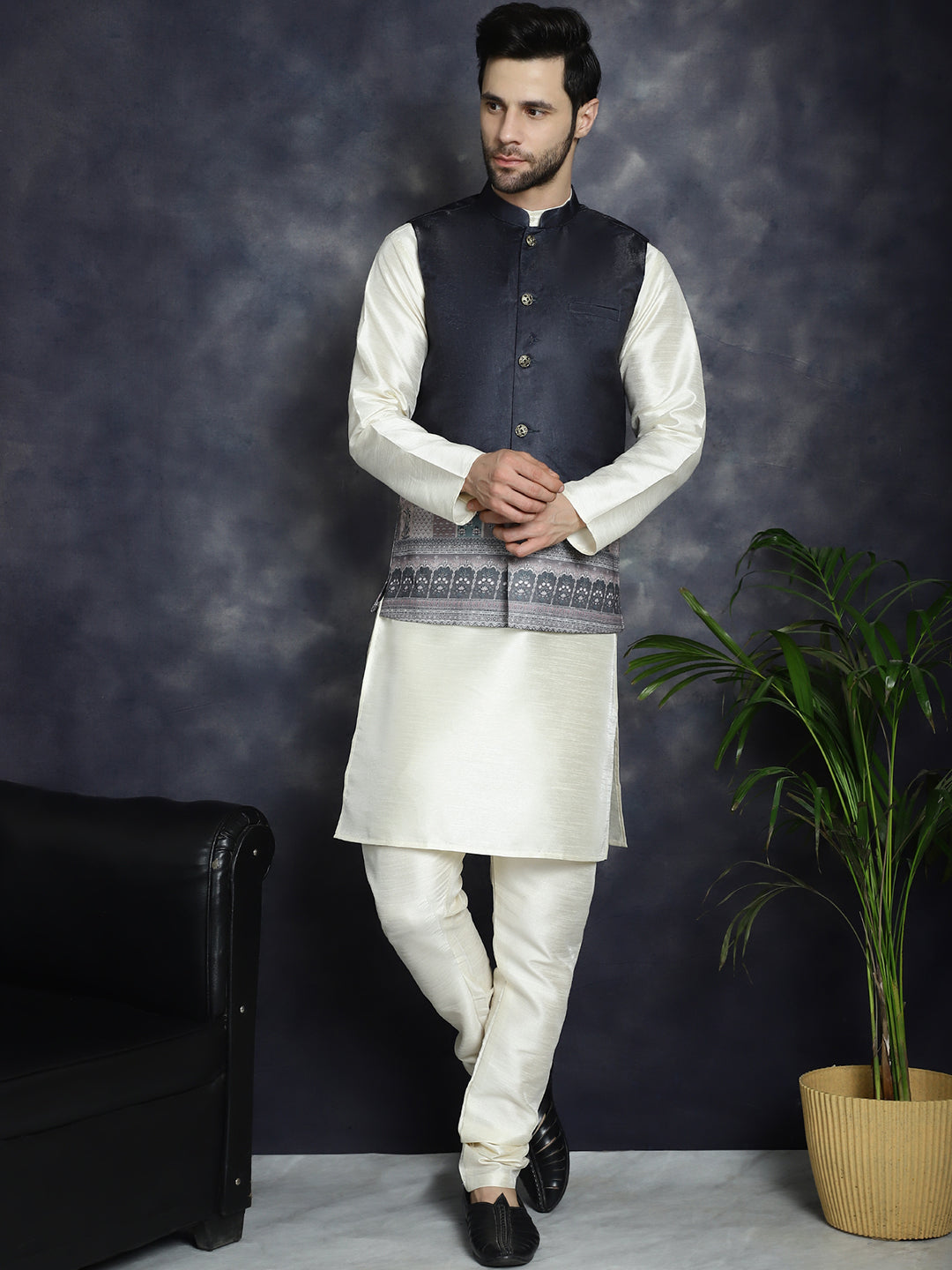 Jompers Men's Printed Nehru Jacket - Black