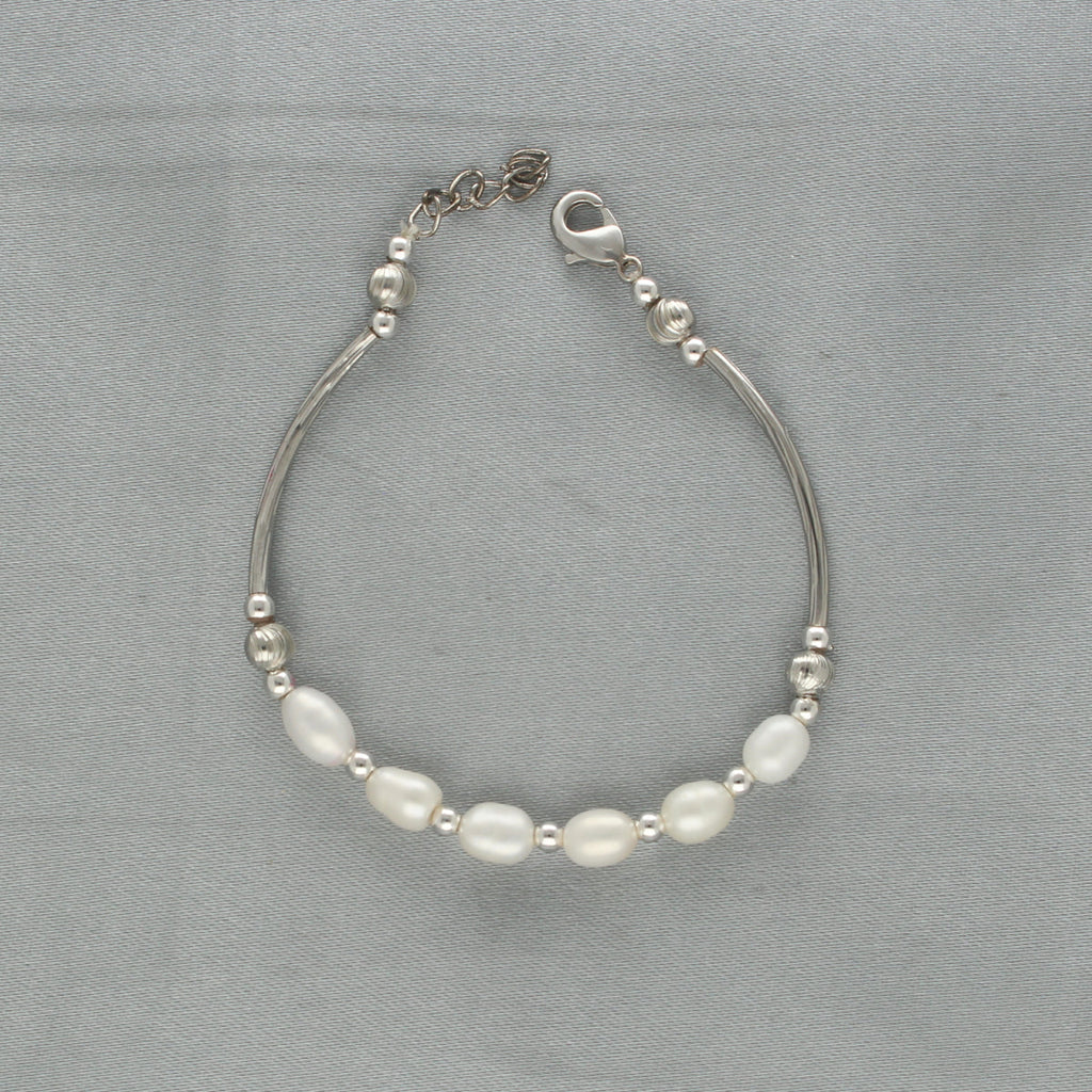 J Pearls Unique 1 Line Pearl Bracelet - Distacart