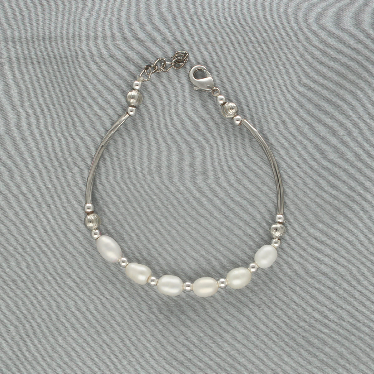 J Pearls Unique 1 Line Pearl Bracelet - Distacart