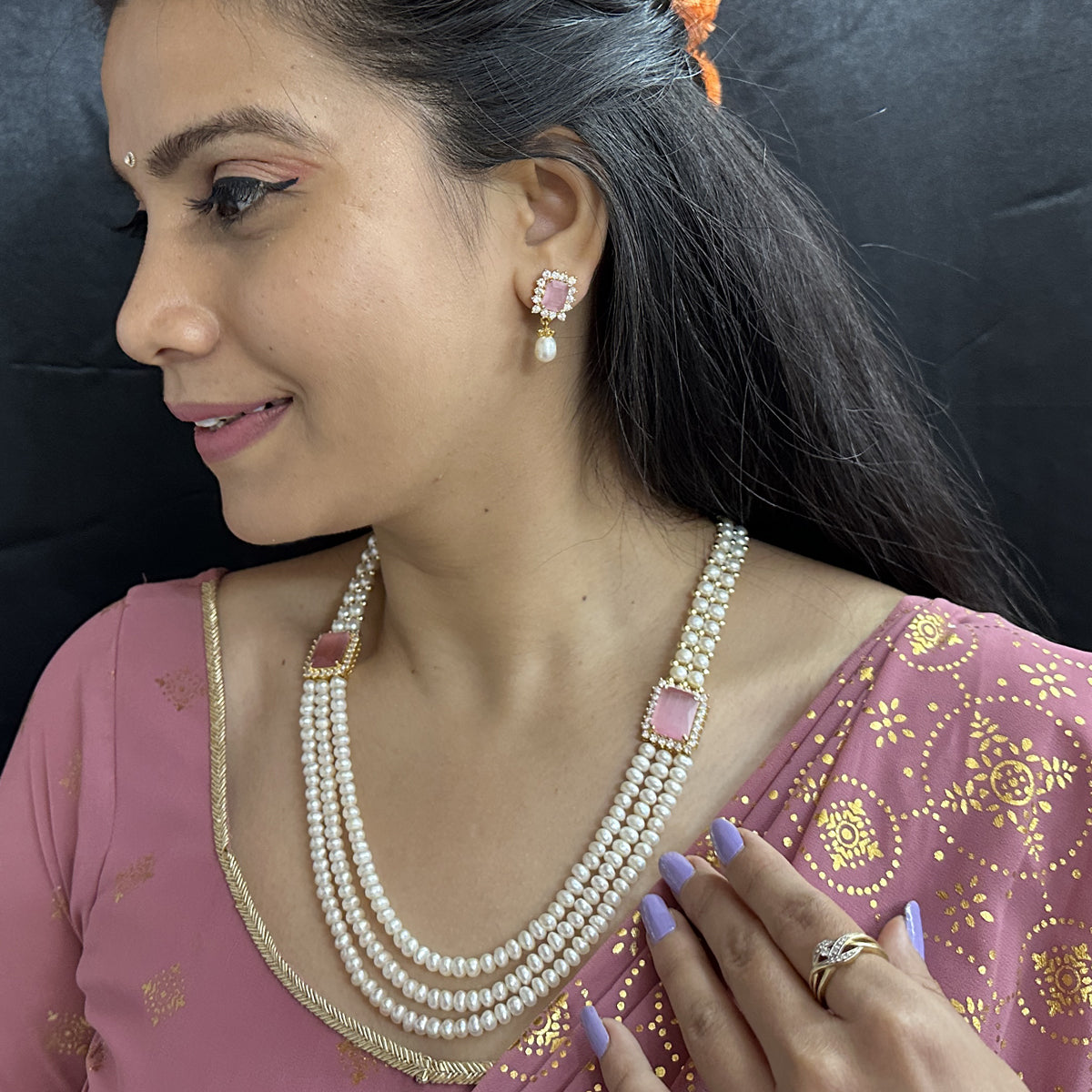 J Pearls Eva 3 String Pearl Necklace