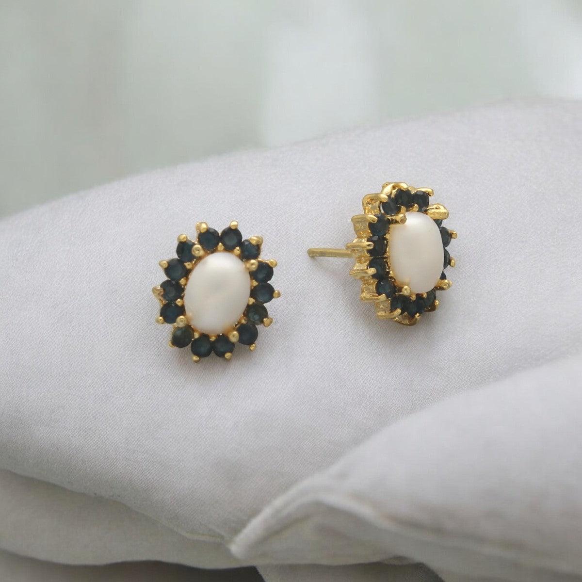 J Pearls Lubov Pearl Earrings Pack 4 - Distacart