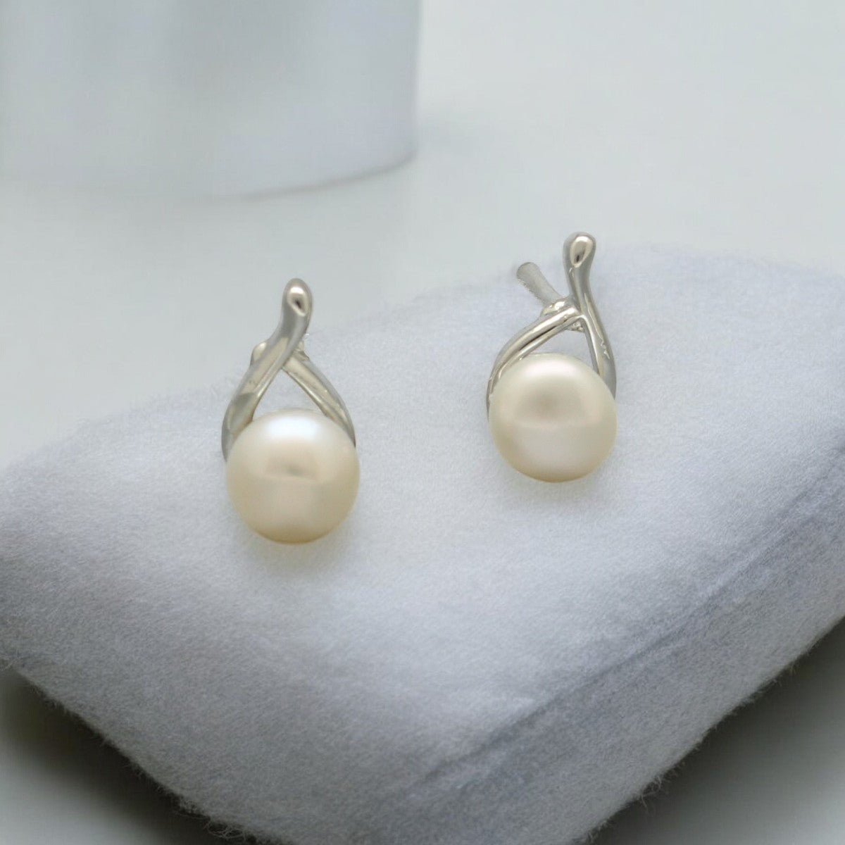 J Pearls Girik Pearl Earrings Pack 4 - Distacart