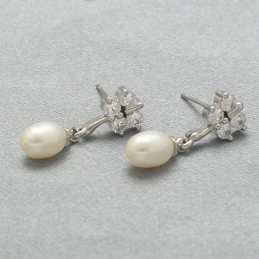 J Pearls Hansa Pearl Earrings Pack 2 - Distacart