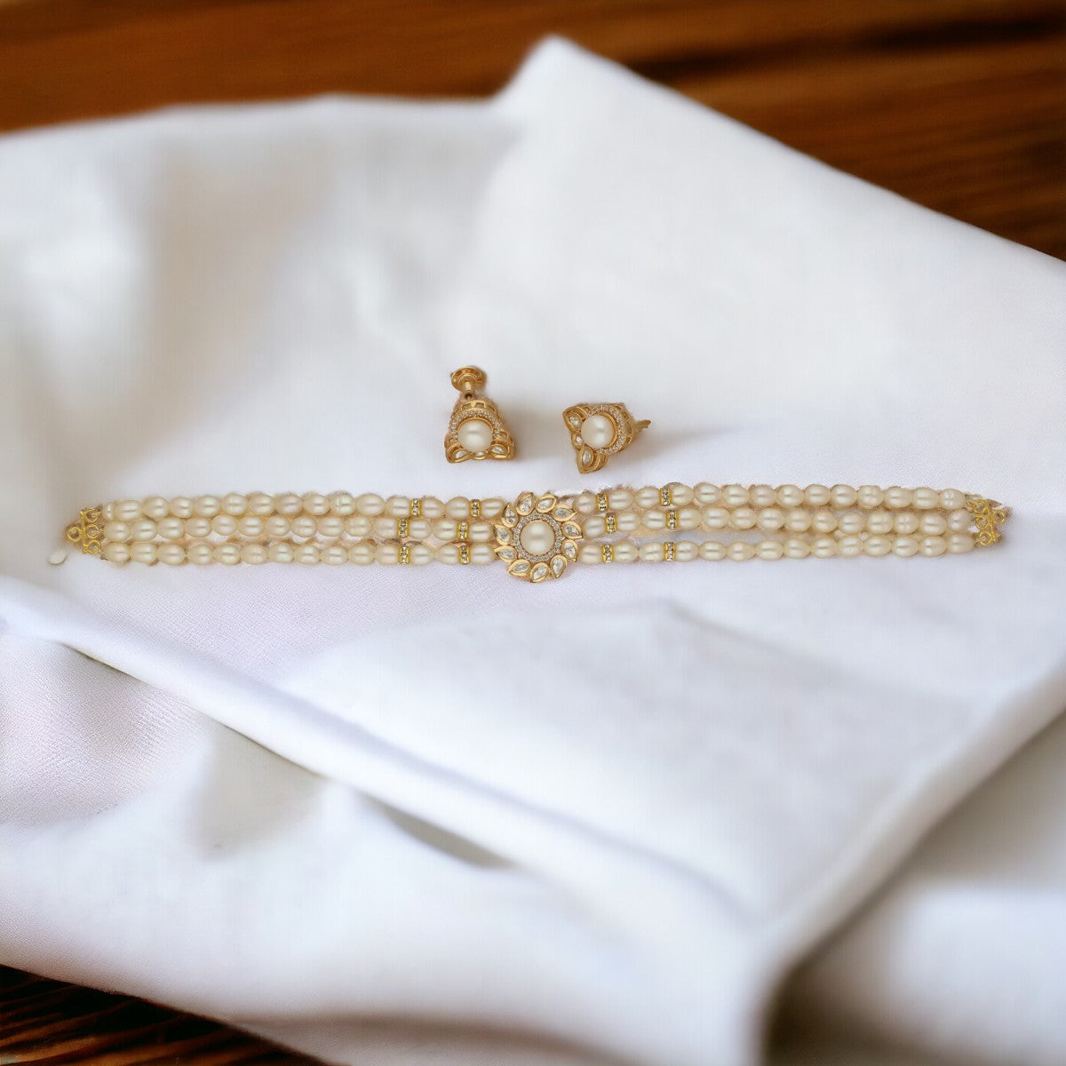 J Pearls Mahika 3 Lines Pearl Choker Set