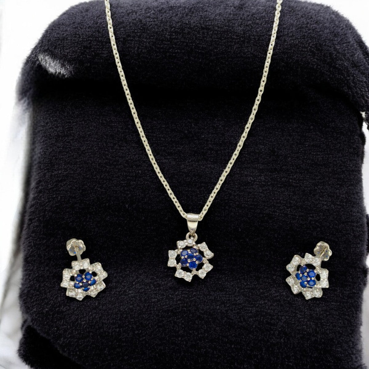 J Pearls Divin 925 Silver Pendant Set