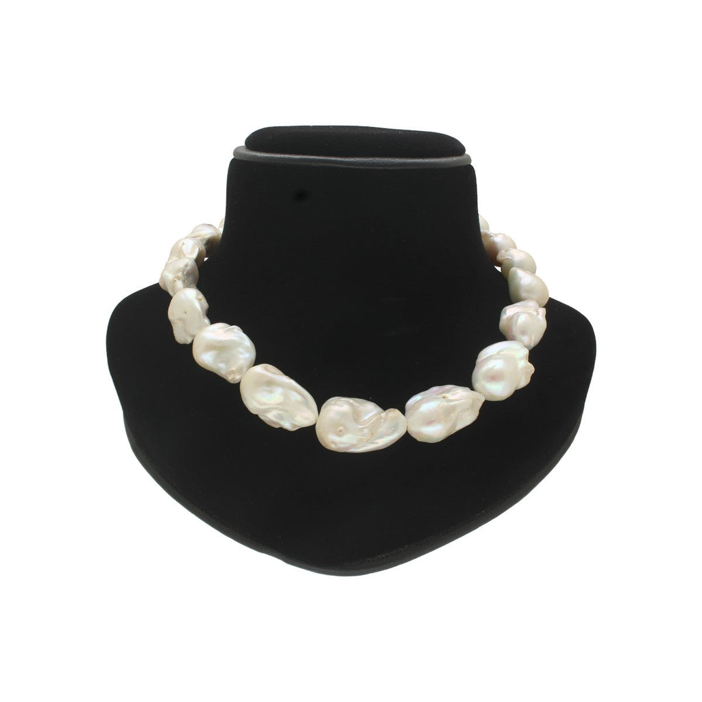 J Pearls Liora Mother Of Pearl Set