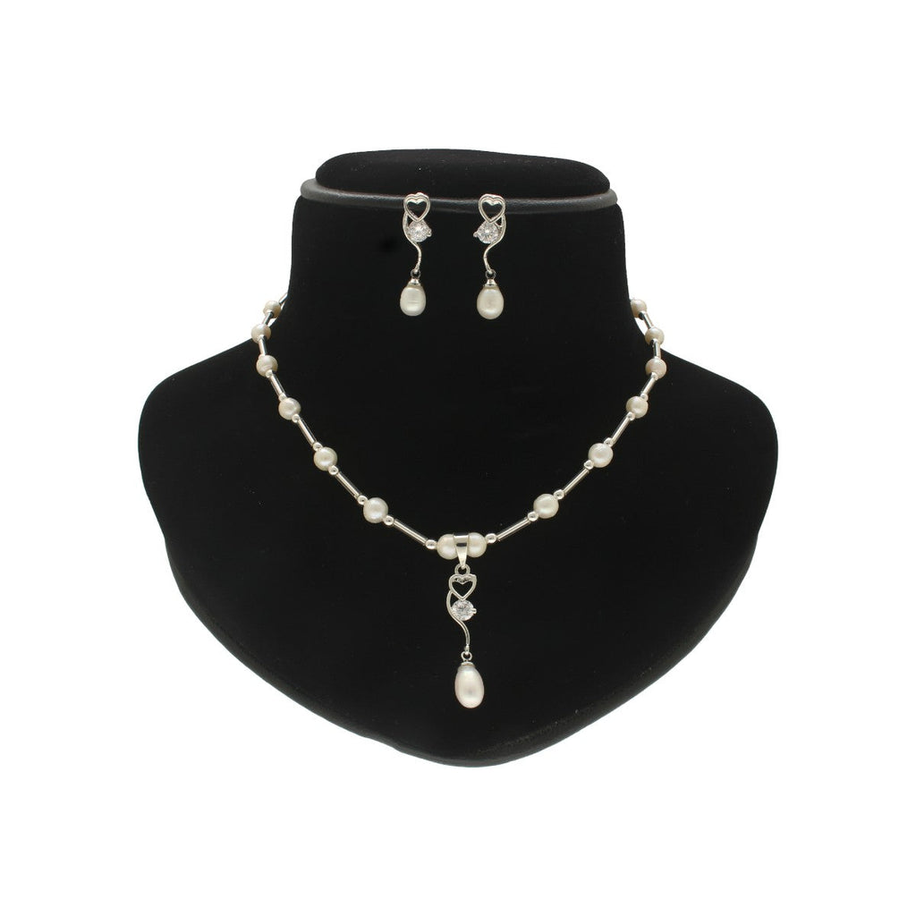 J Pearls Jivika Pearl Pendant Set
