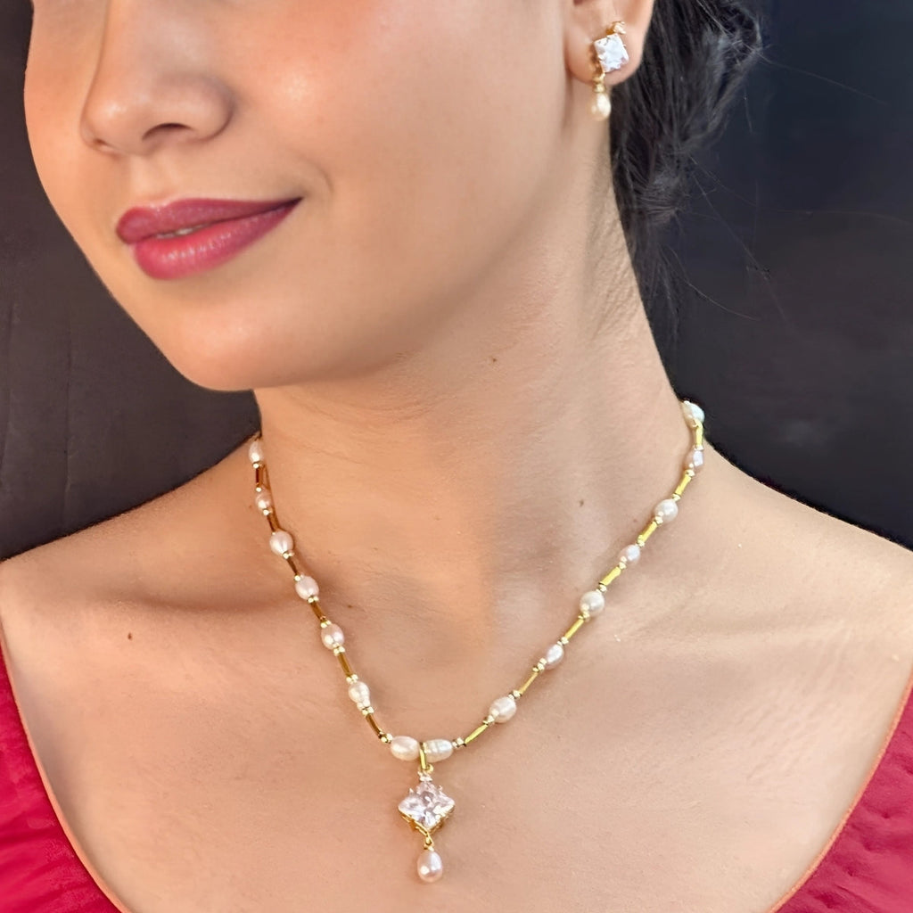 J Pearls Elysian Pearl Pendant Set