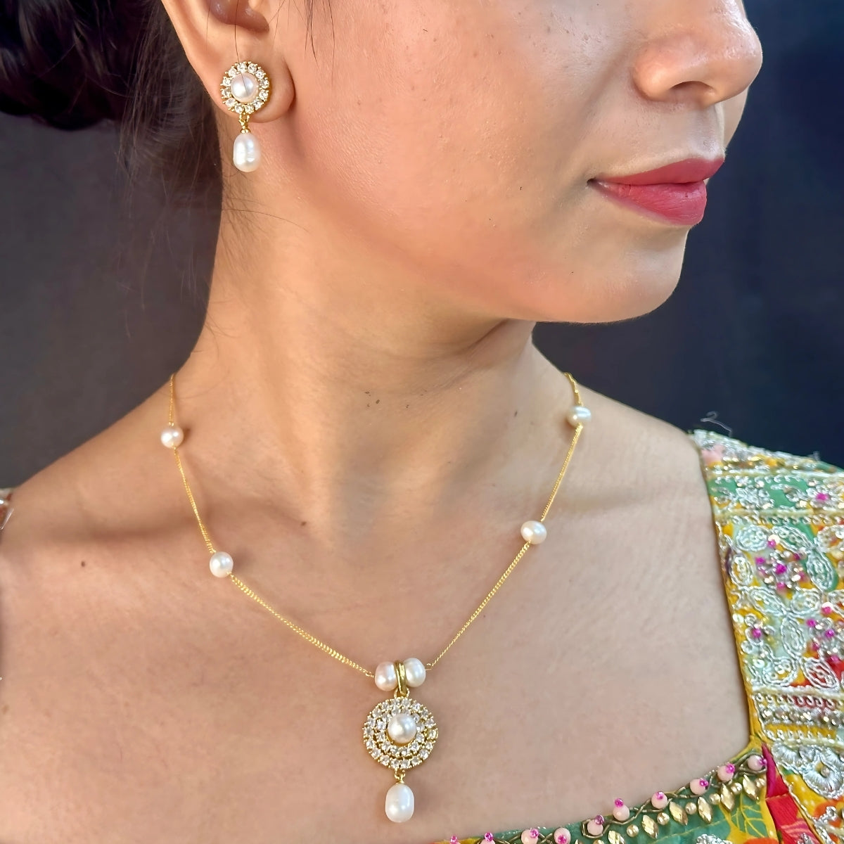 J Pearls Clara Pearl Pendant Set