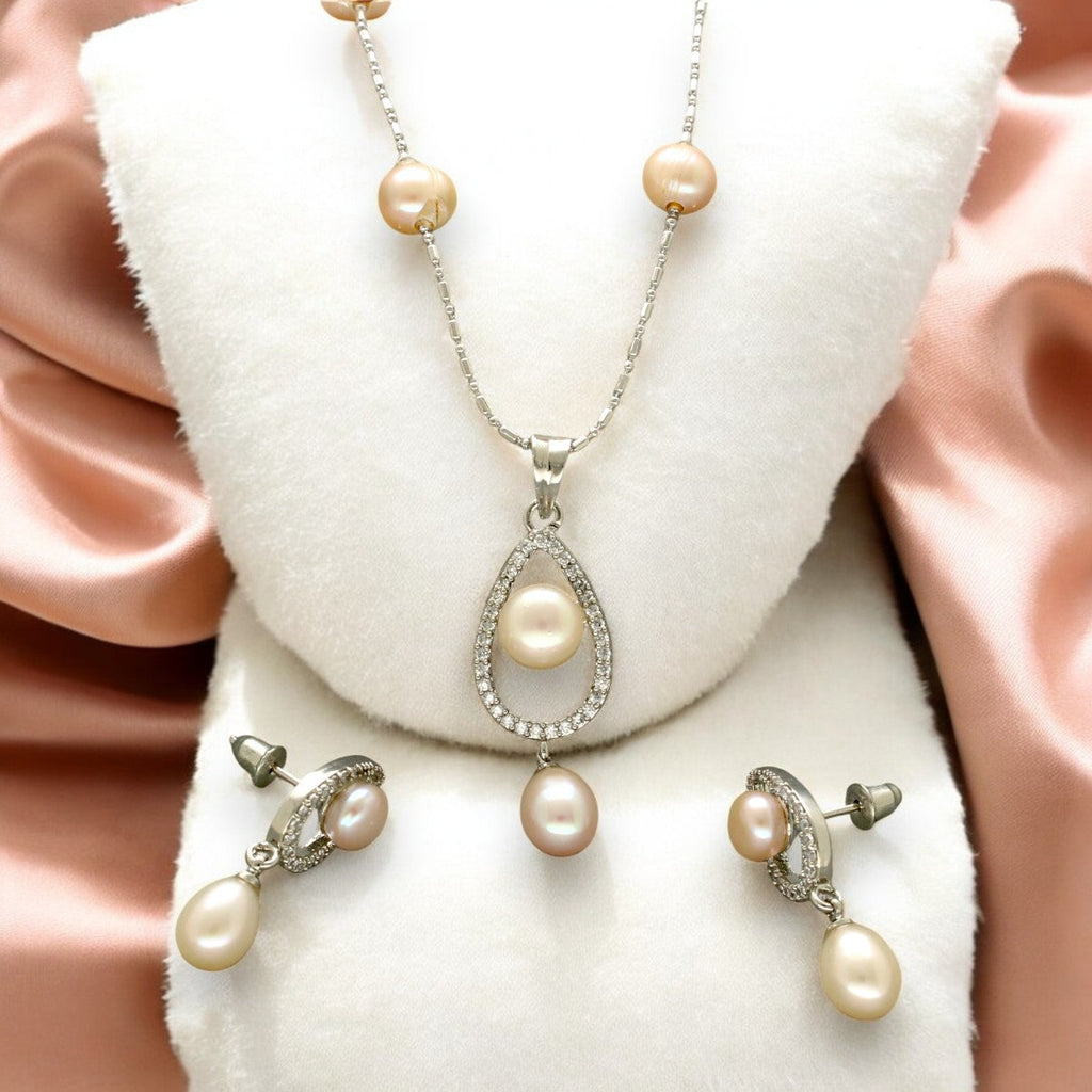 J Pearls Tasha Pearl Pendant Set