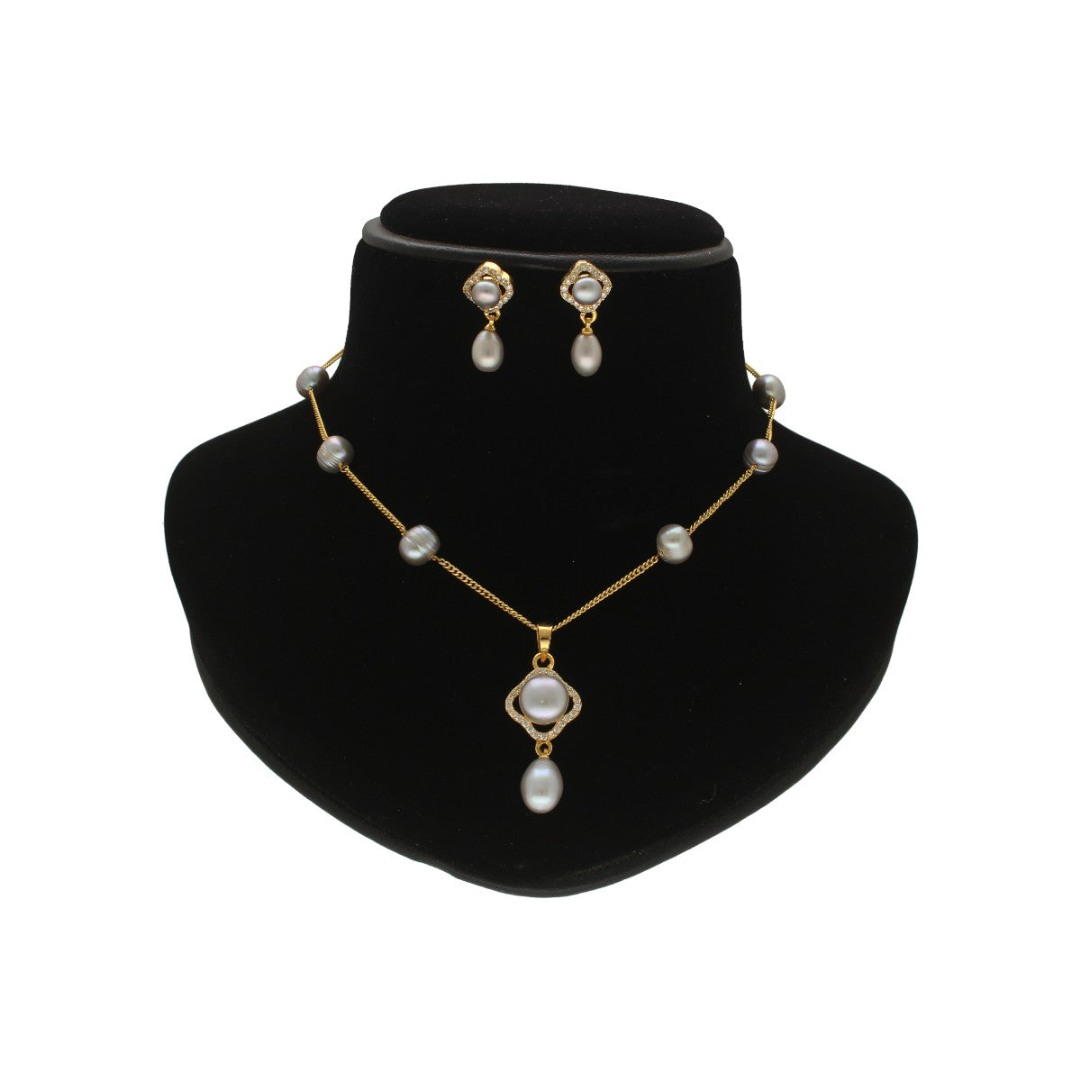 J Pearls Mehri Pearl Pendant Set