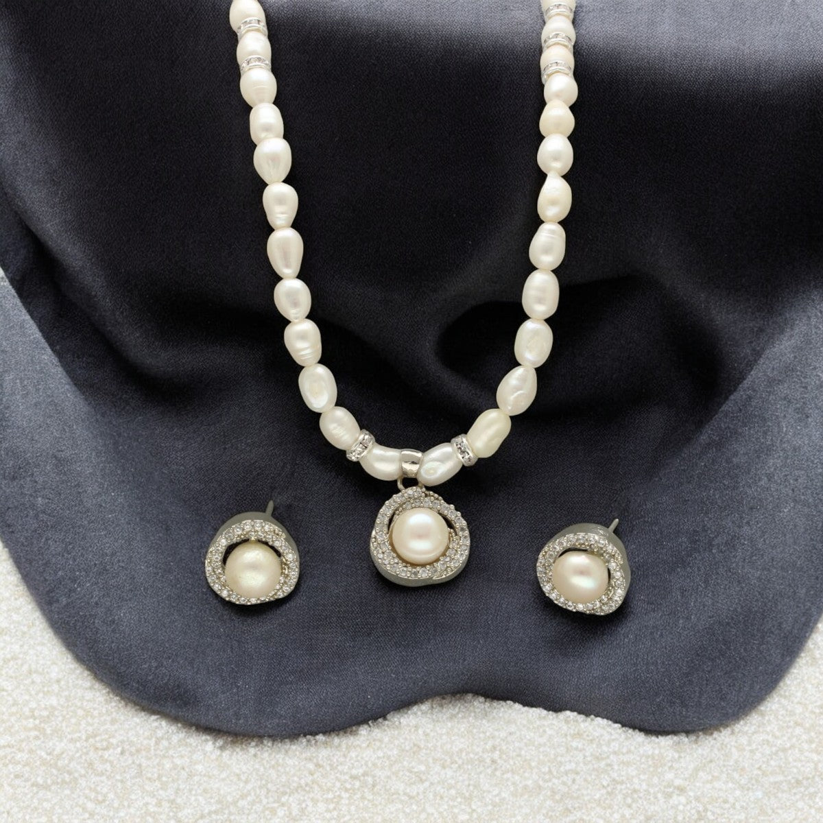 J Pearls Zoey Pearl Set
