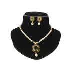 J Pearls Orvele Pearl Set