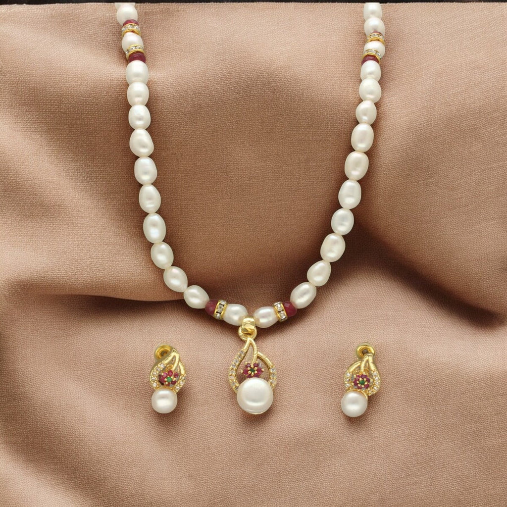 J Pearls Clara Pearl Set