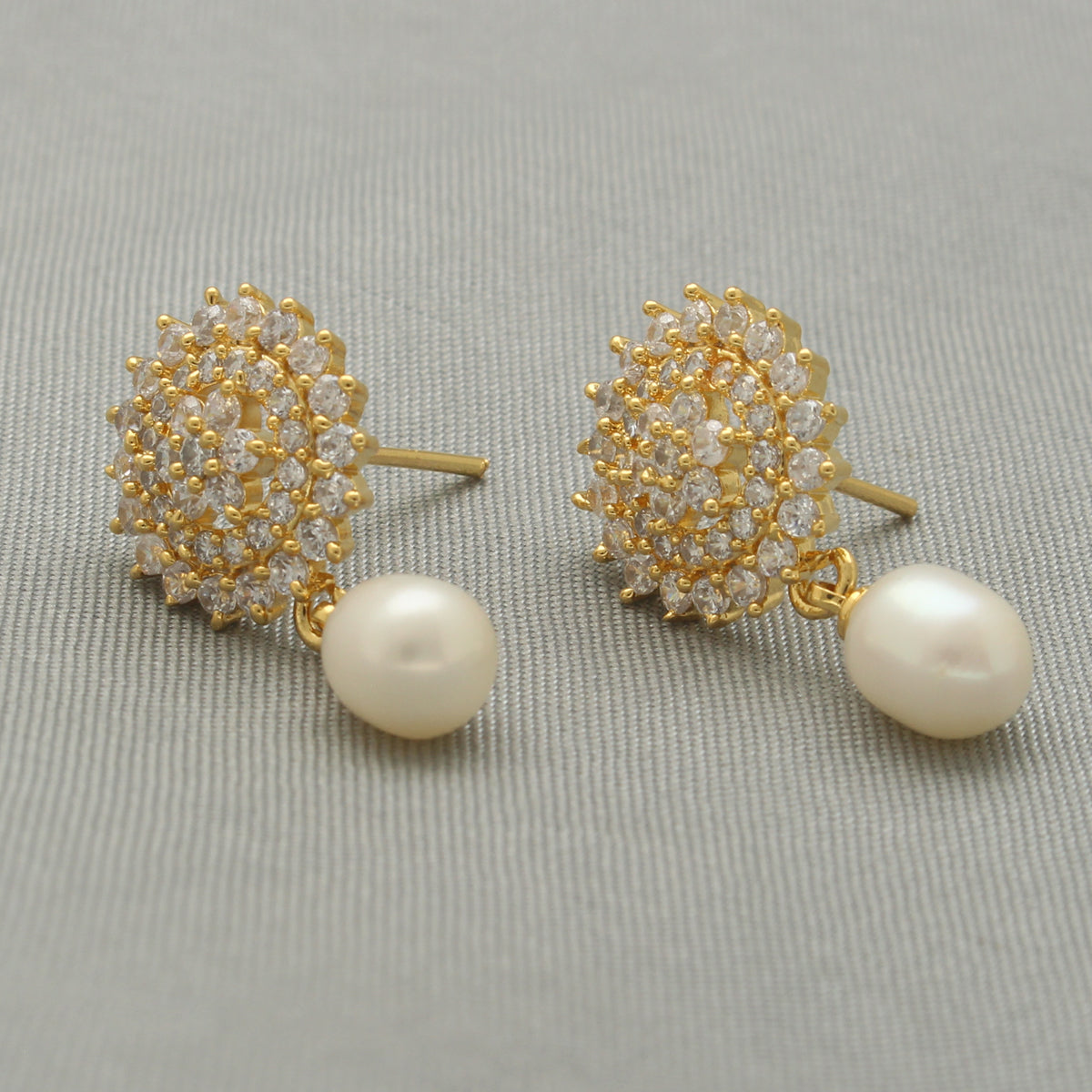 J Pearls Juvela Pearl Earrings - Distacart