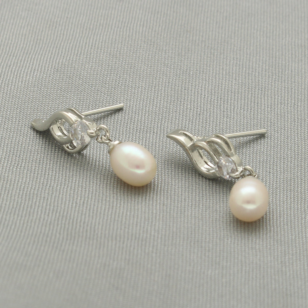 J Pearls Whril Pearl Earrings - Distacart