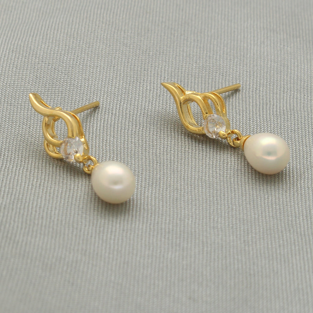 J Pearls Nyla Pearl Earrings - Distacart