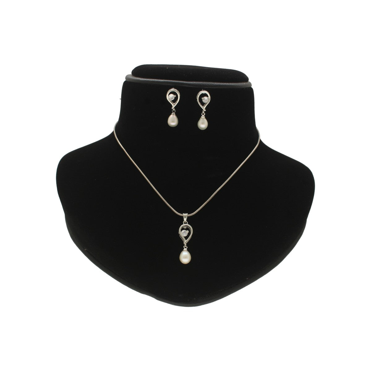 J Pearls Amora Pearl Pendant Set