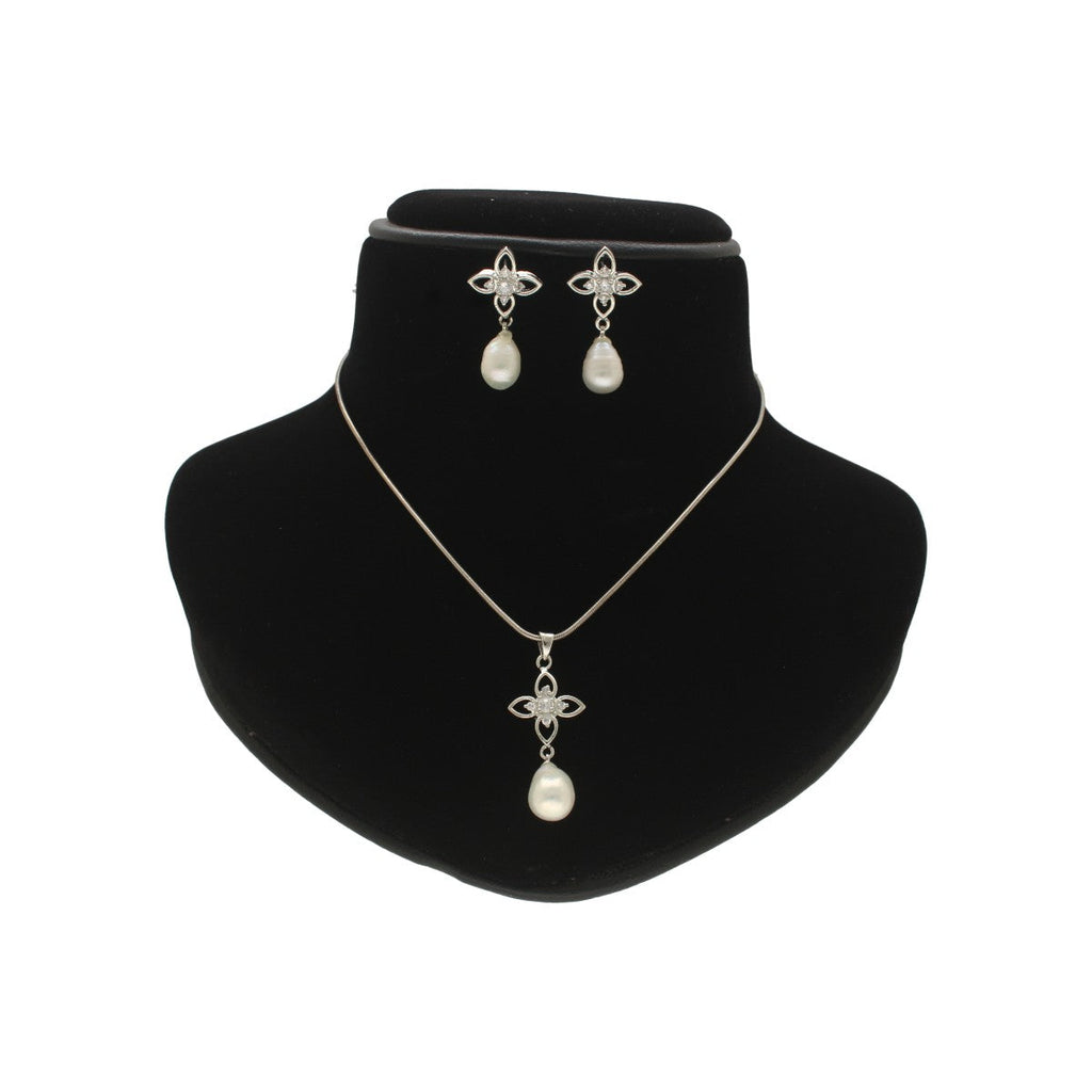 J Pearls Flora Pearl Pendant Set