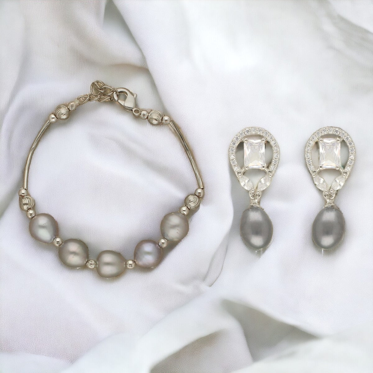J Pearls Timeless Grey Pearl Hamper