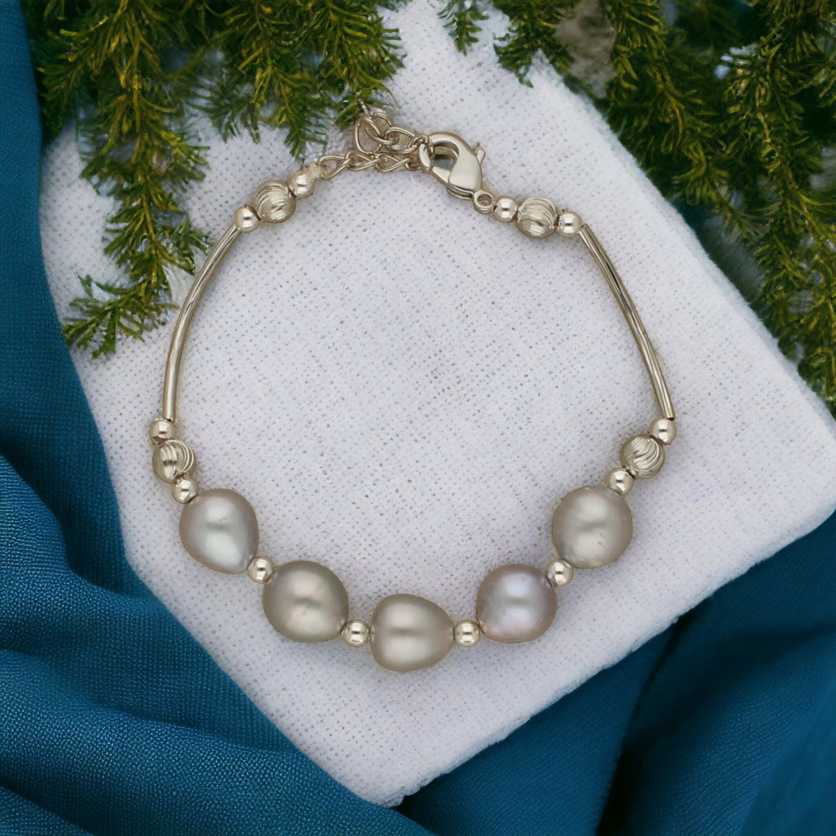 J Pearls Timeless Grey Pearl Hamper