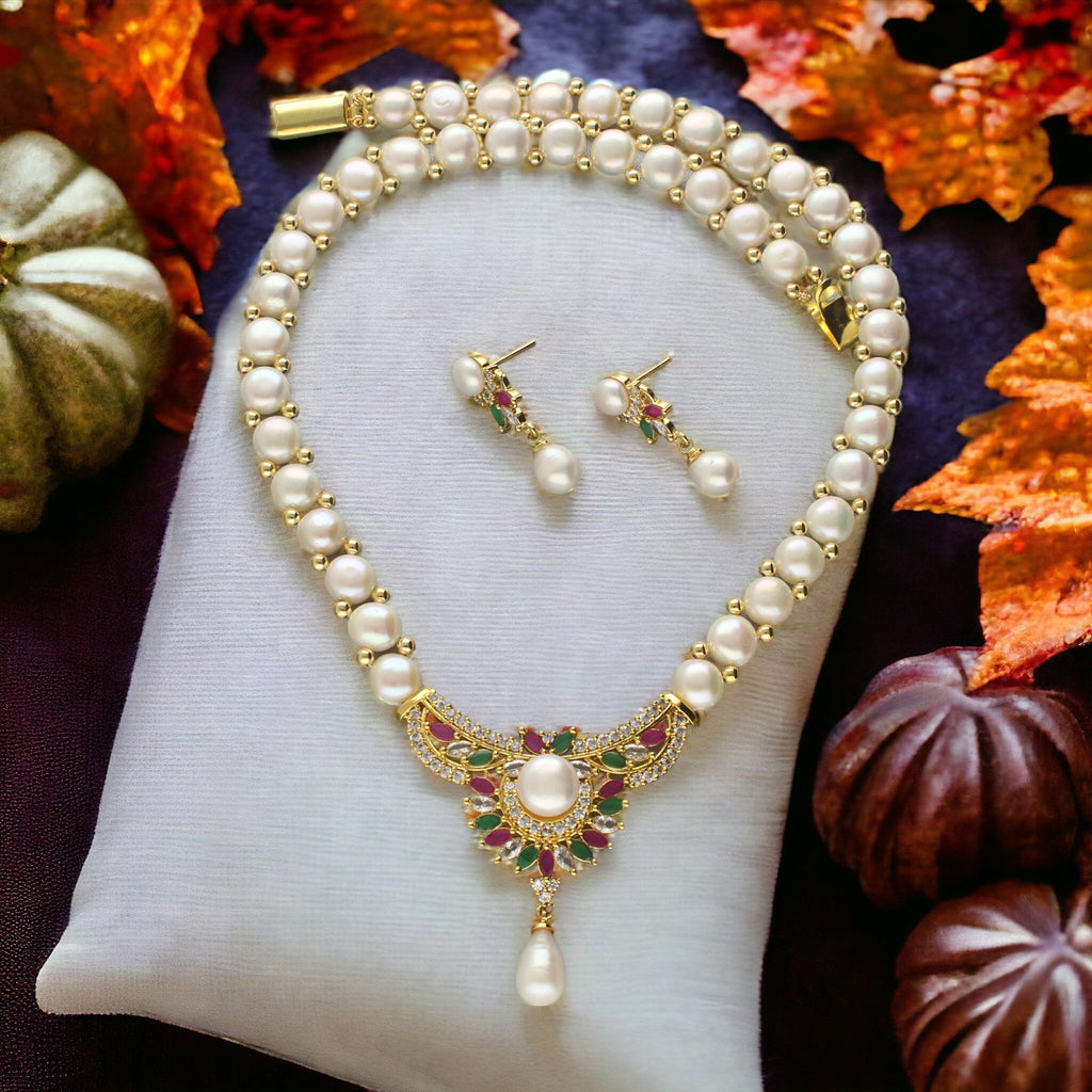 J Pearls Glittering Pearl Necklace Set