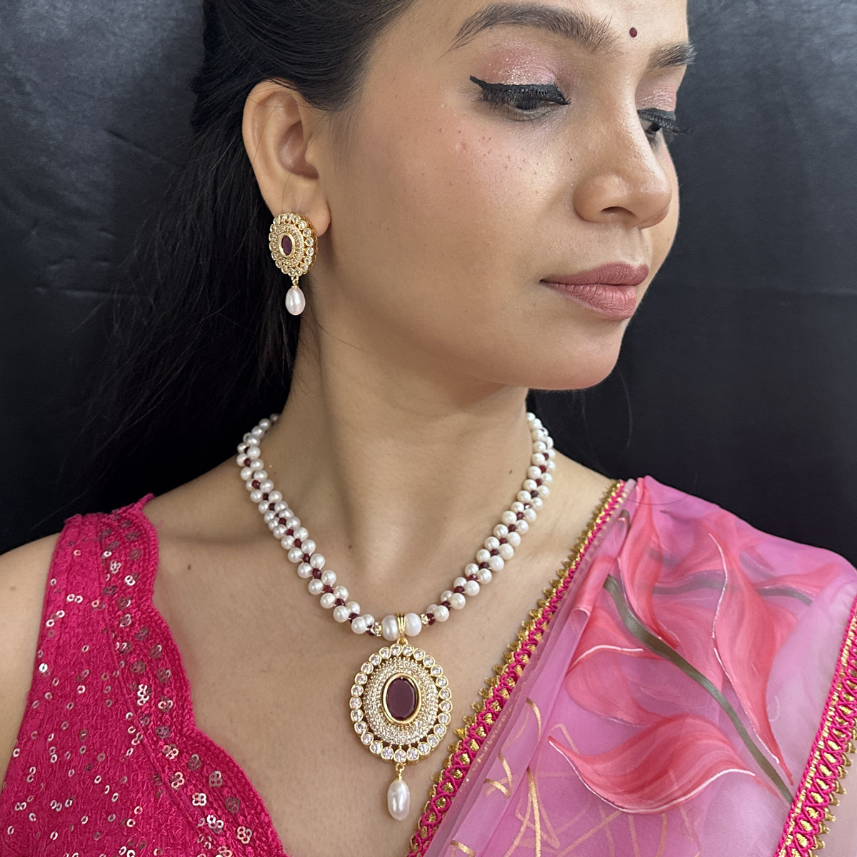 J Pearls Splendor Pearl Necklace Set
