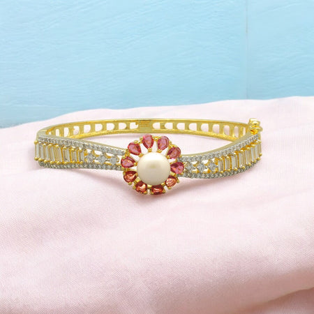 J Pearls Princess Charm Pearl Bracelet