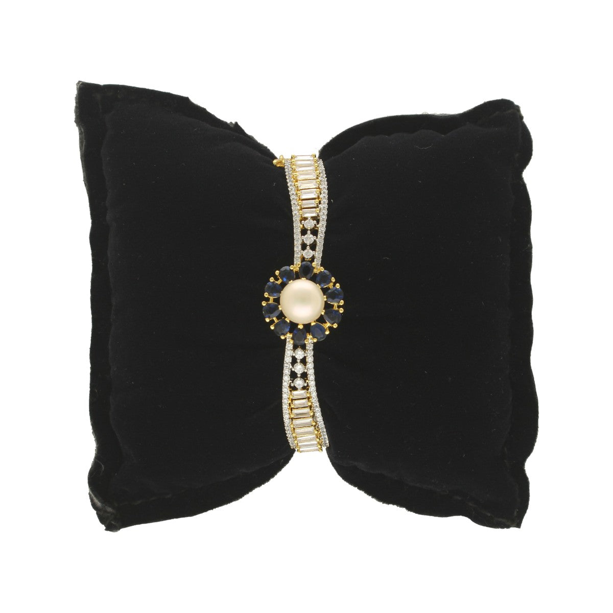 J Pearls Baroness Sparkle Pearl Bracelet - Distacart