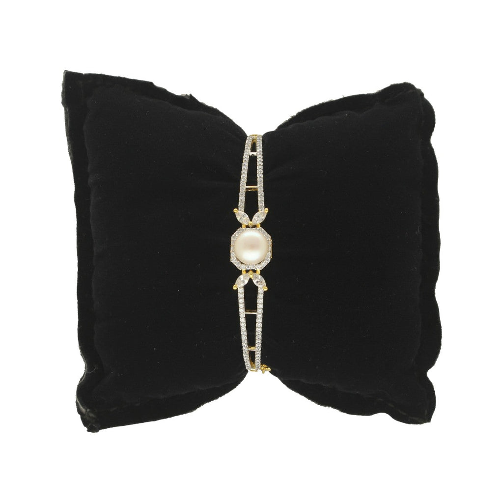 J Pearls Phoenix Pearl Bracelet - Distacart