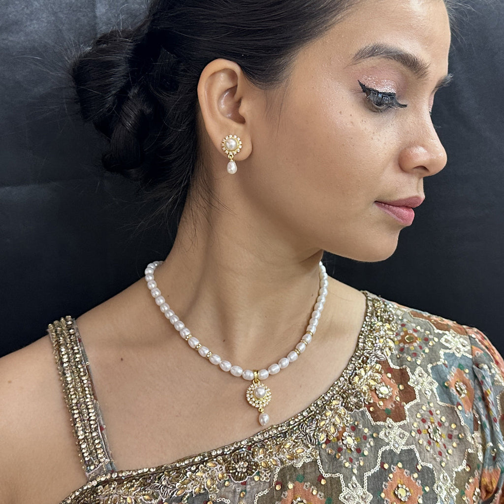 J Pearls Flora Pearl Pendant Set