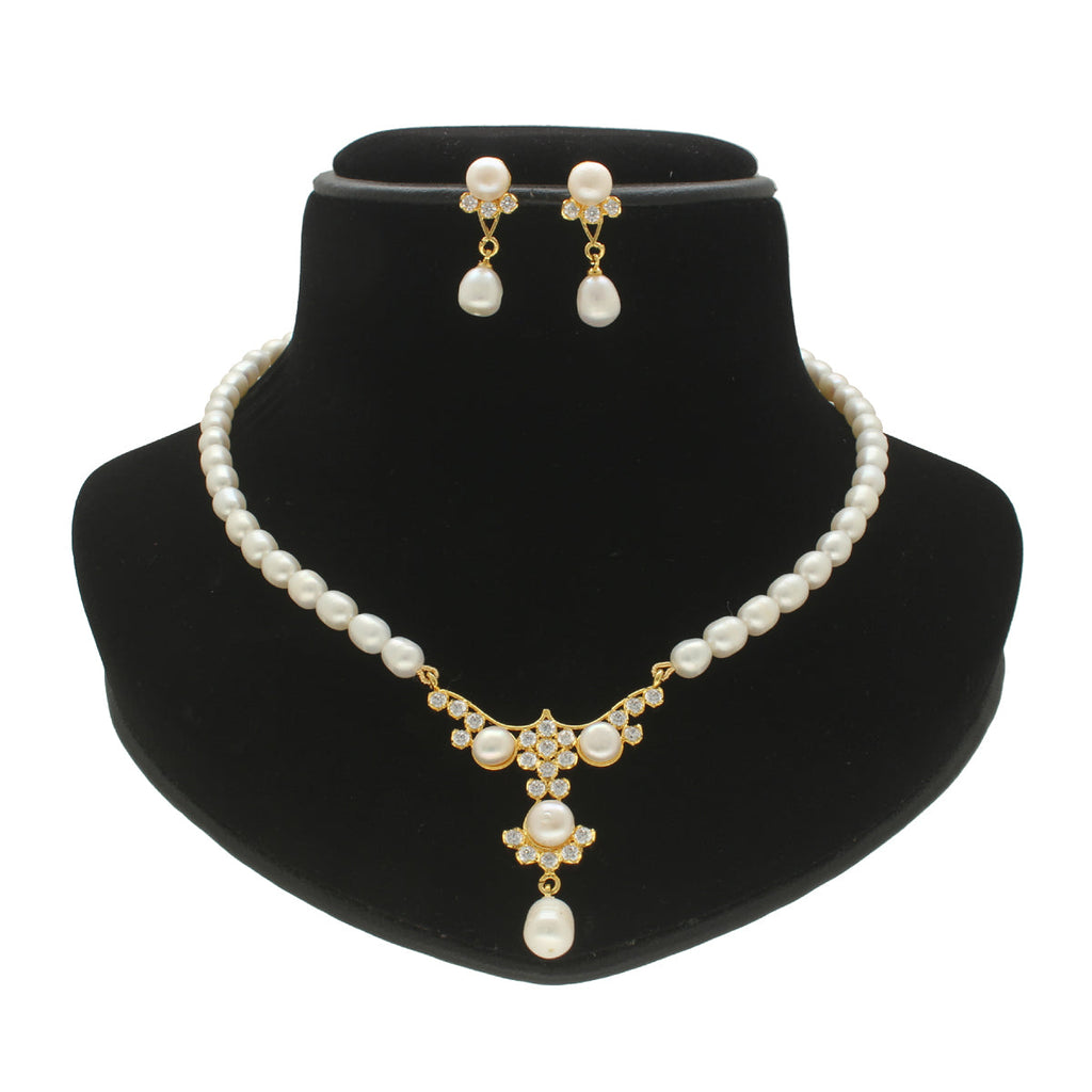 J Pearls Sanjitha Pearl Pendant Set