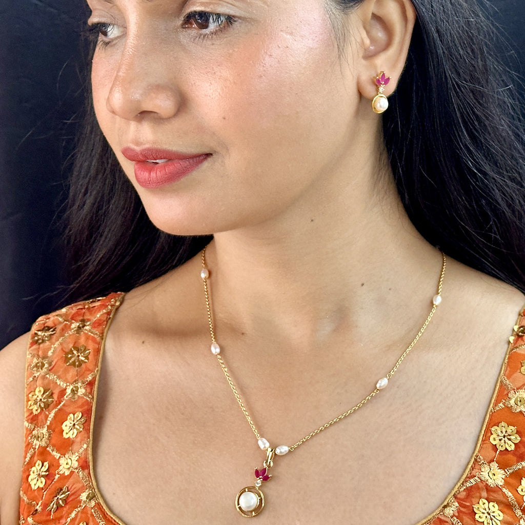 J Pearls Radiant Pearl Chain Set