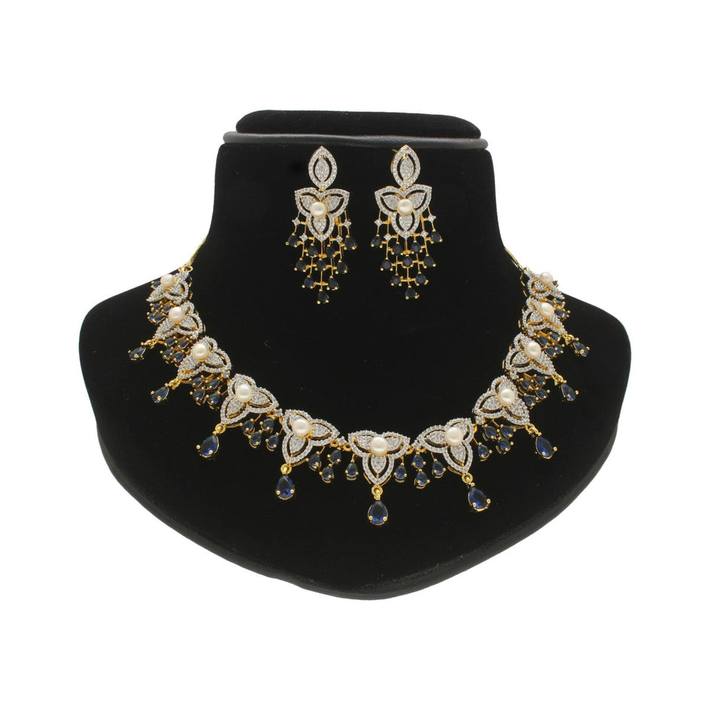 J Pearls Luxurious Pearl Necklace Set