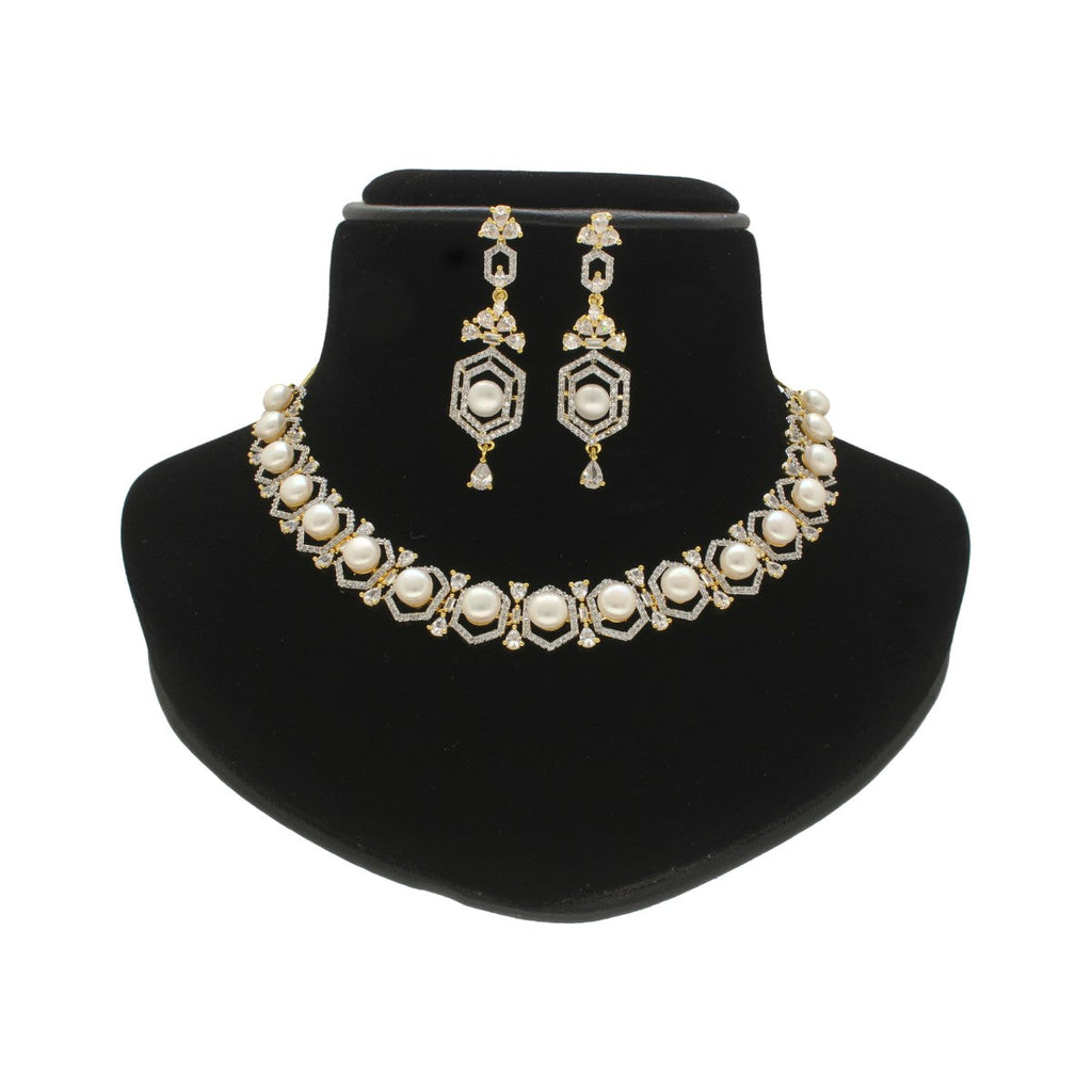 J Pearls Majestic Pearl Necklace Set