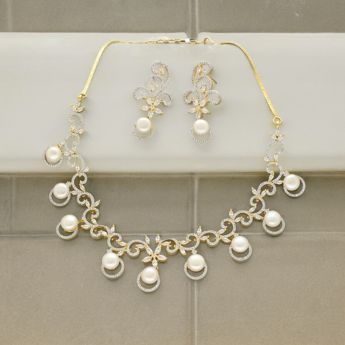 J Pearls Alluring Pearl Necklace Set