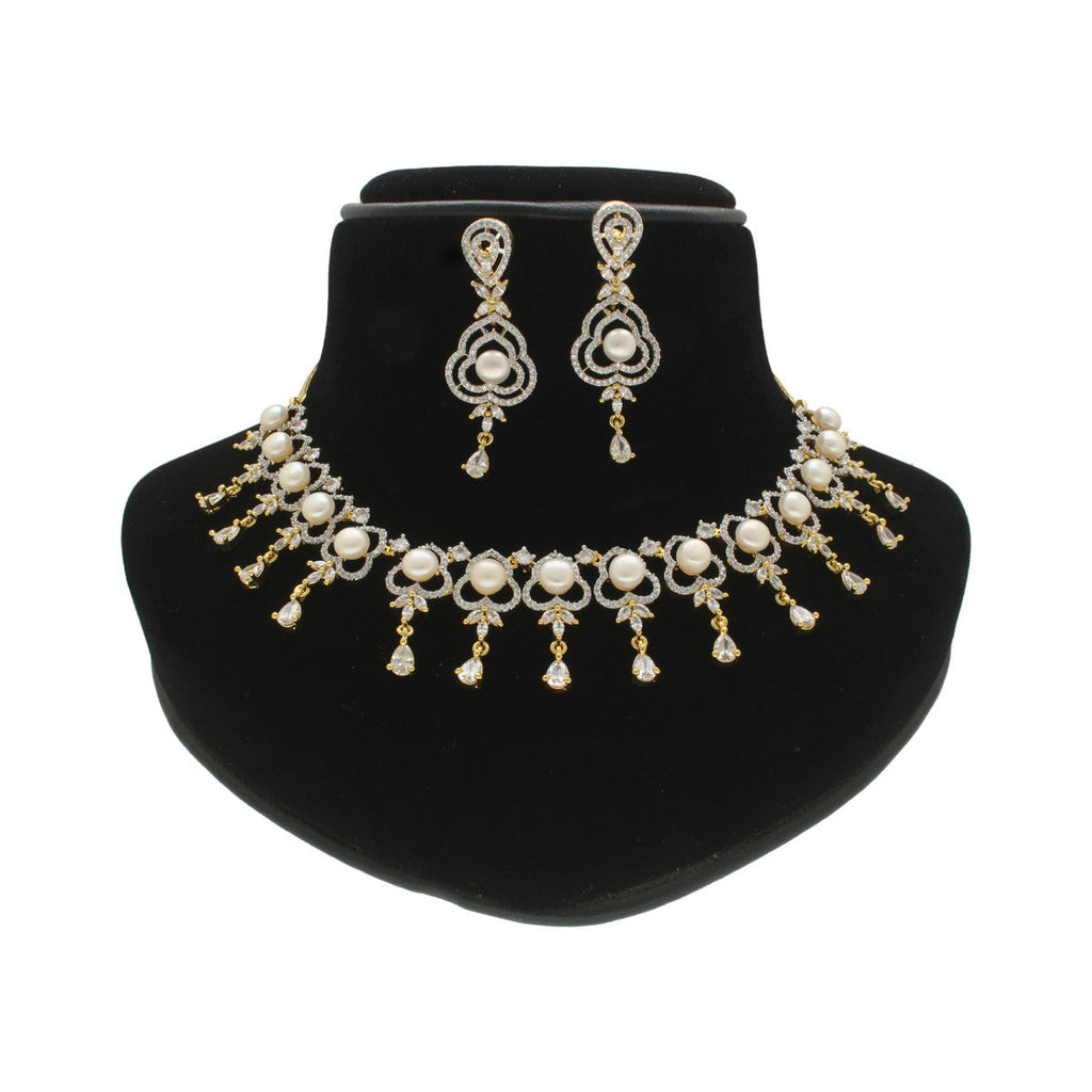 J Pearls Lustrous Pearl Necklace Set