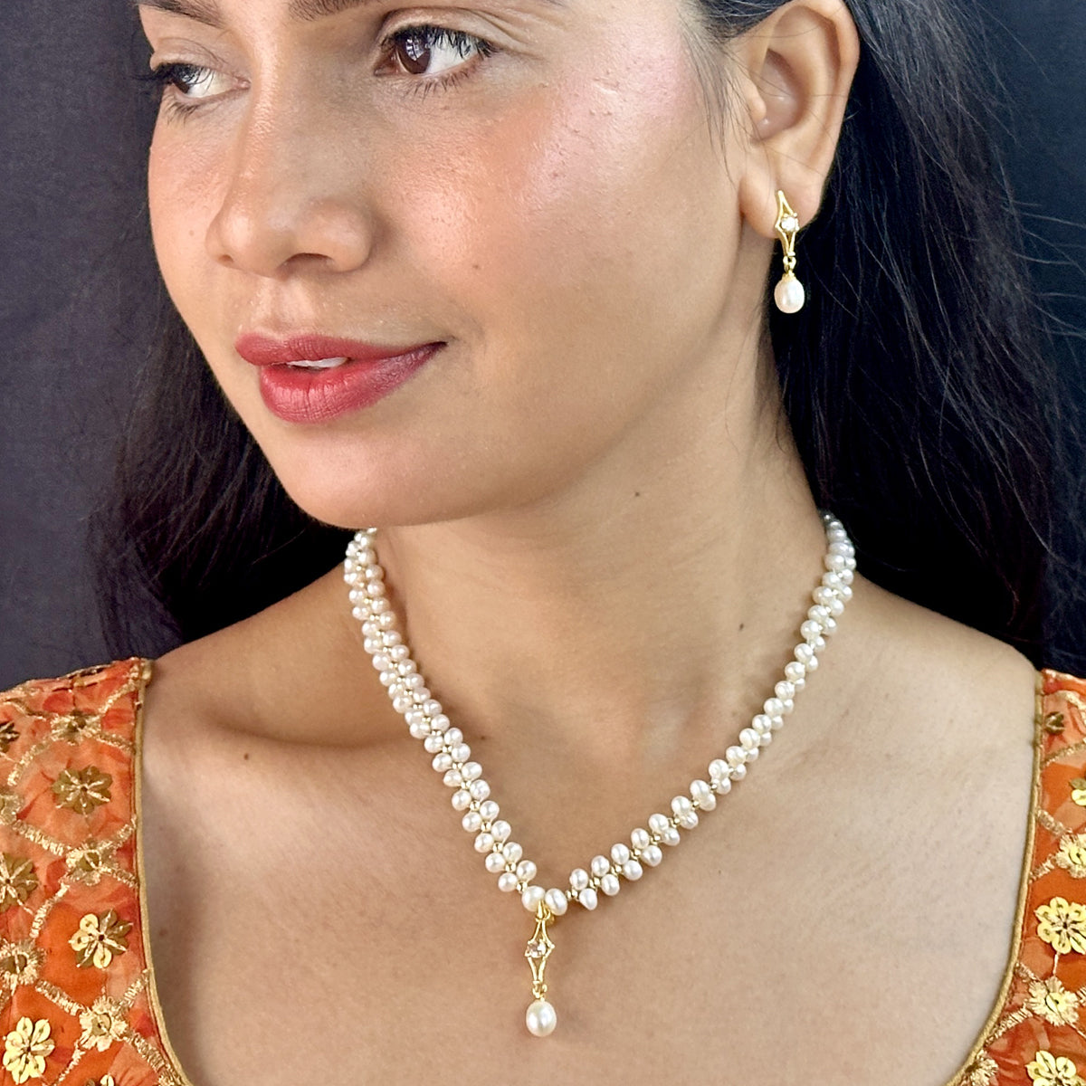 J Pearls winsome Pearl Necklace Set