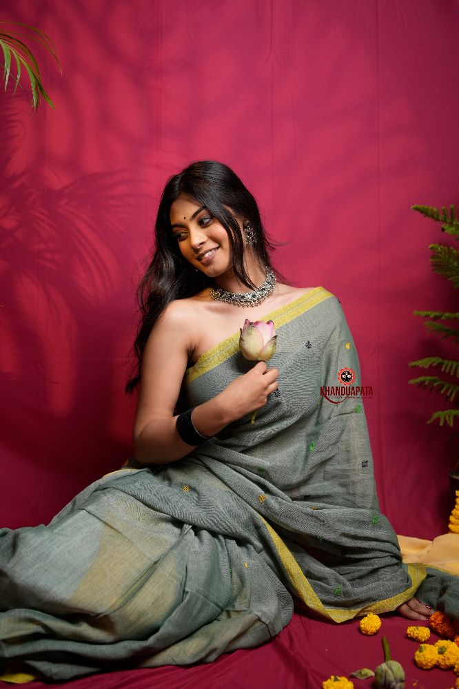 khanduapata Grey and Yellow Dot Pattern Cotton Saree For Women - Distacart