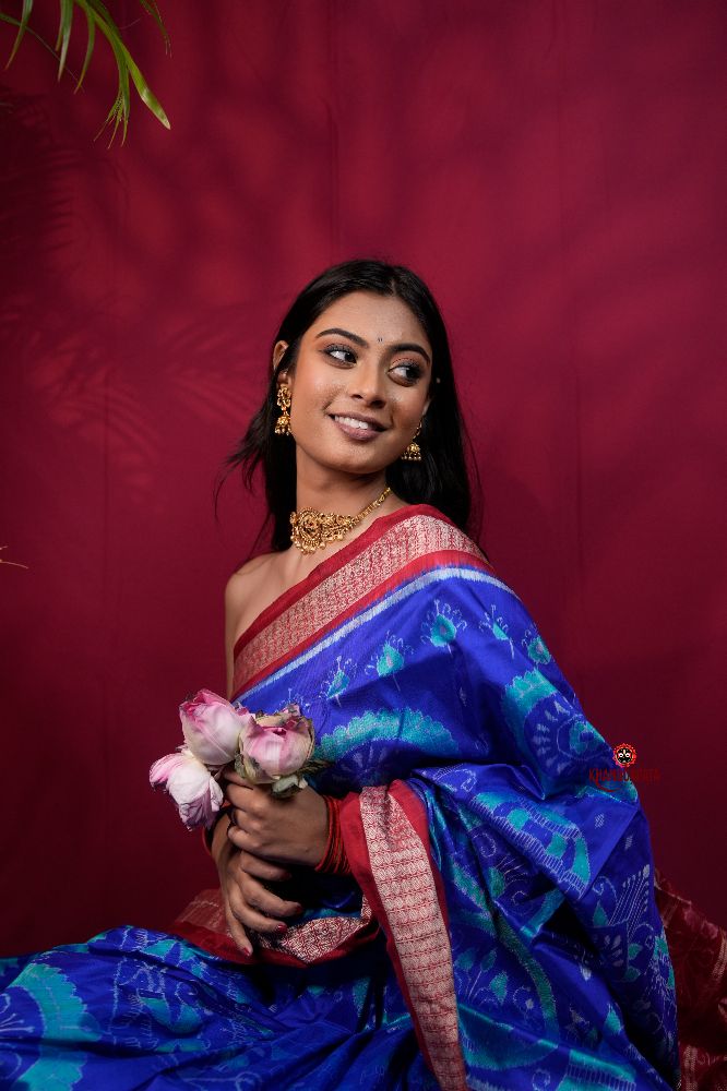 khanduapata Red & Blue Floral Design Silk Saree For Women - Distacart