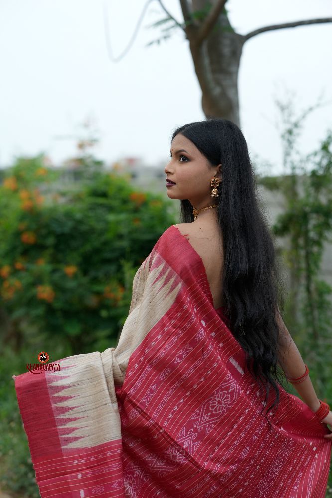 khanduapata Red & Beige Colour Plain Tussar Silk Saree For Women - Distacart