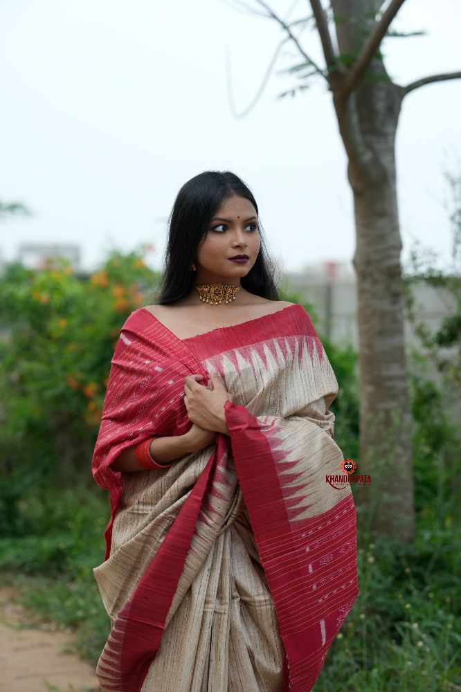 khanduapata Red & Beige Colour Plain Tussar Silk Saree For Women - Distacart