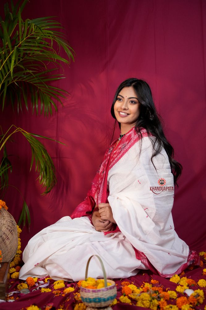 khanduapata White & Red Double Border Design Cotton Saree For Women - Distacart