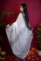 khanduapata White and Black Colour Plain Cotton Saree For Women - Distacart