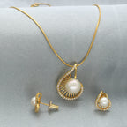 J Pearls Treasure Pendant Hamper