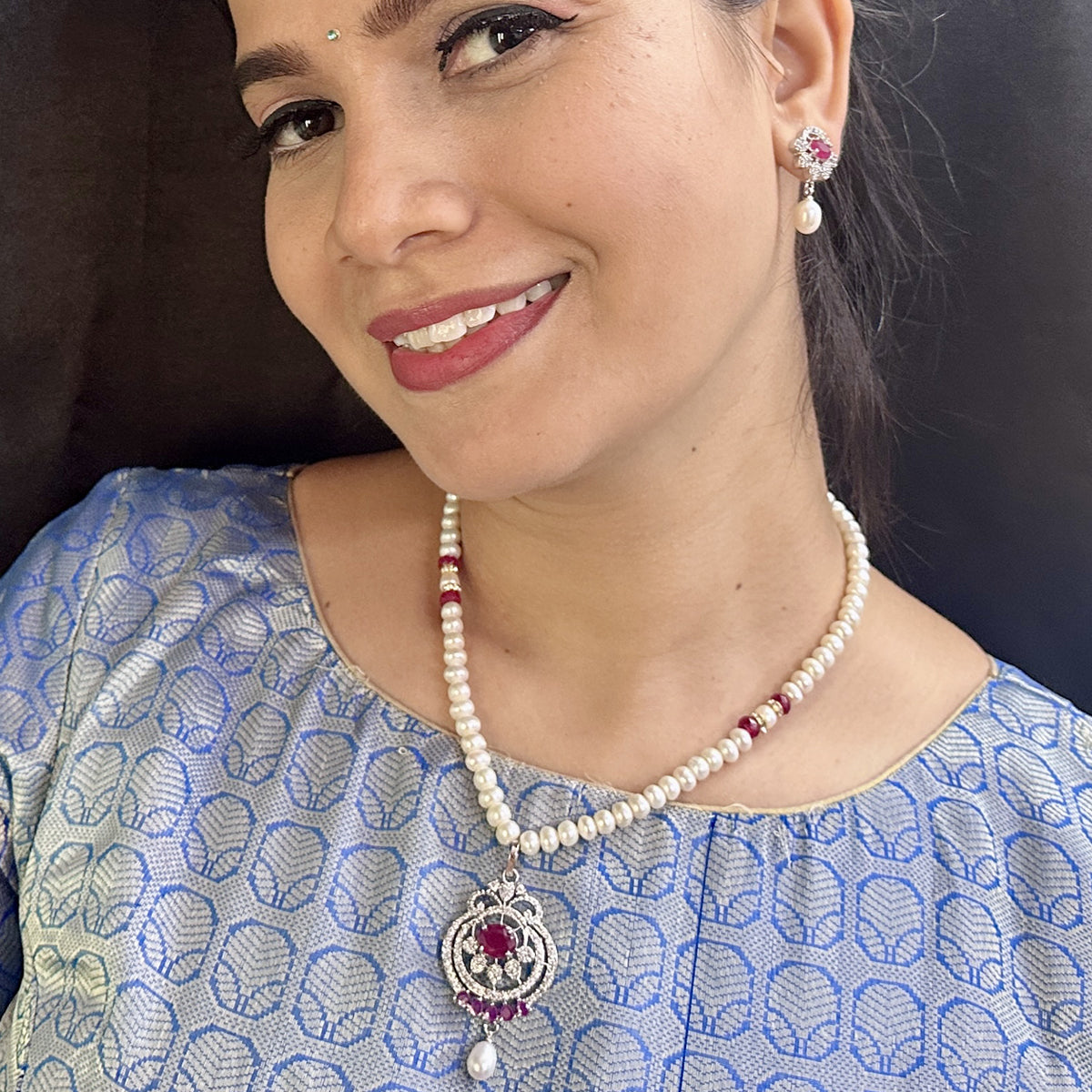 J Pearls Falak Pearl Necklace Set