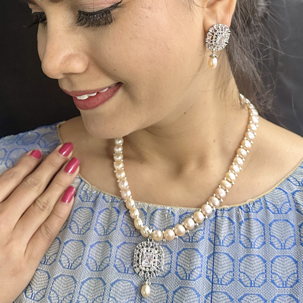 J Pearls Sublime Shimmer Pearl Necklace Set